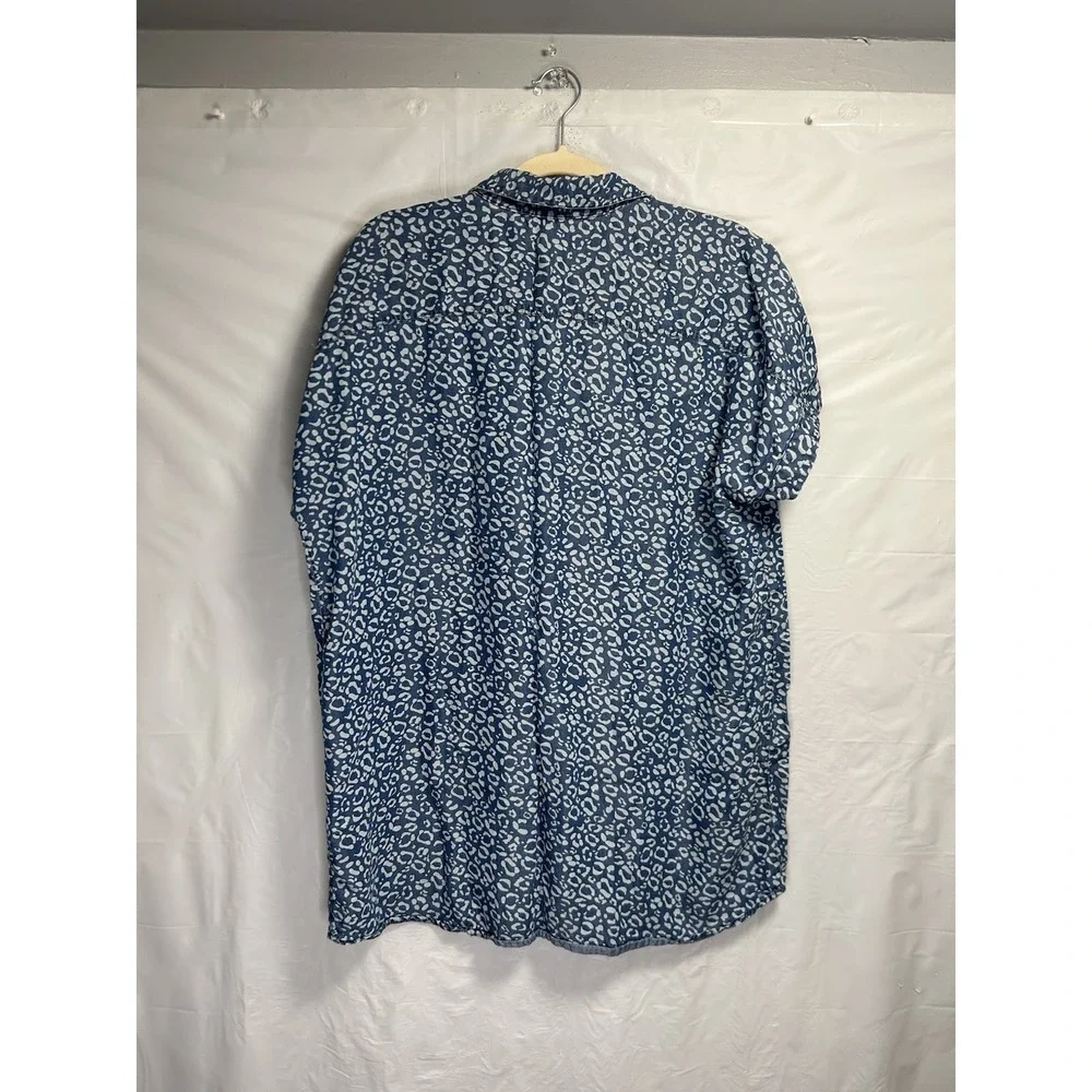 Soft Surroundings Top Womens‎ Medium Blue Leopard Geometric Print Boho Button Up